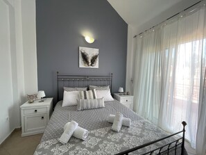 Nhà, 3 phòng ngủ, ban công, quang cảnh vườn | 3 phòng ngủ 