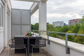 Deluxe Apartment | Terrace/patio - The Queen Apartments - Villa Adriana (Luxembourg City)