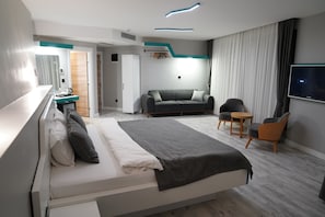 Ropa de cama de alta calidad y artículos del minibar gratis