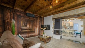 Televisión, chimenea