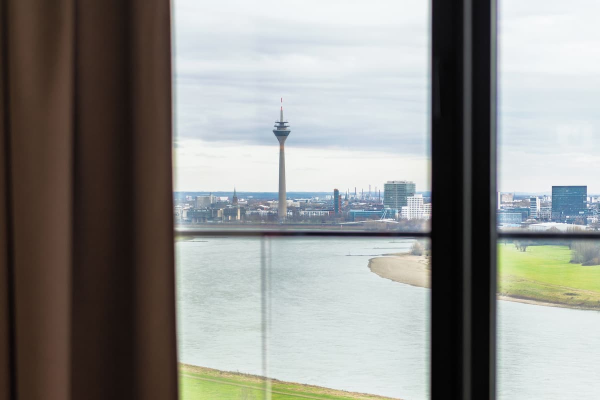 Apartment (SKYLINE, Floor 10-17)