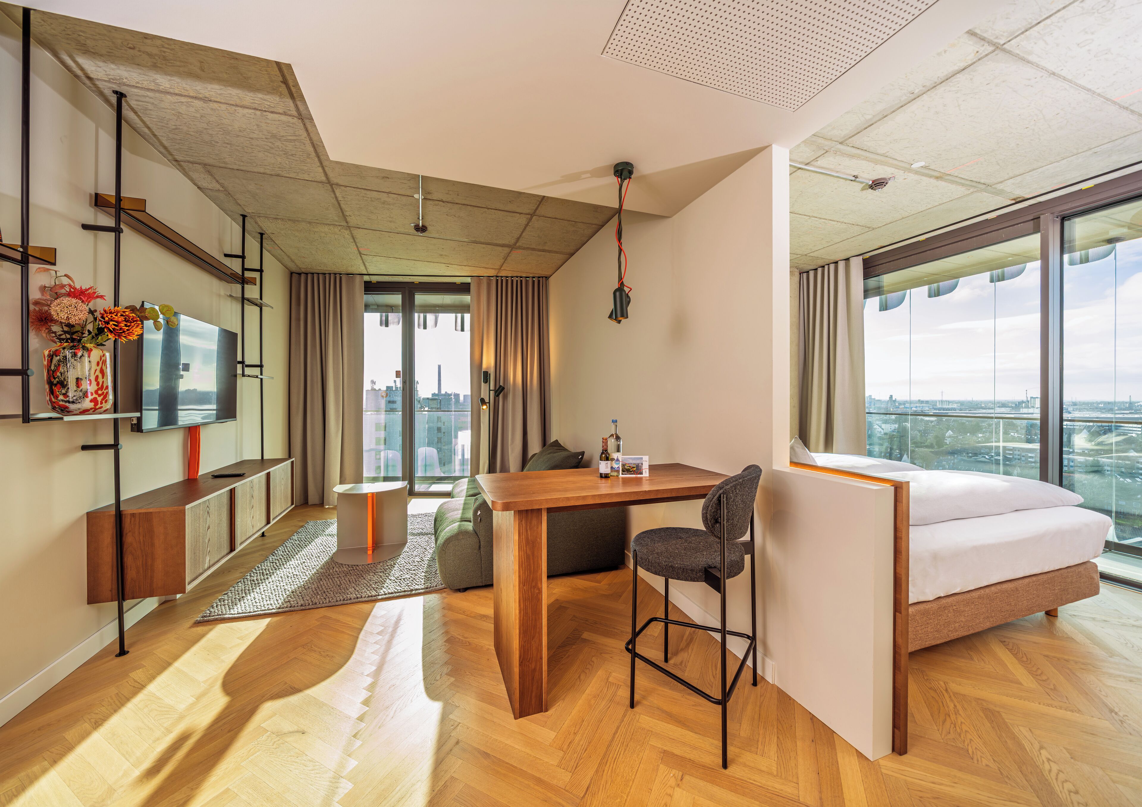 Apartment (SUITE LOGGIA) | 1 bedroom, premium bedding, in-room safe, desk