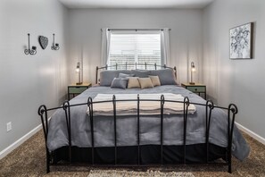 3 bedrooms, iron/ironing board, free WiFi, bed sheets