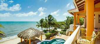 Sleeps 12+: Ultimate 6-Bedroom Beach Retreat Pool