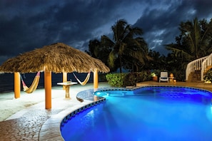 Pool - Villa 99-Stunning 4BR Townhouse-Beachfront-w/ Pool (Placencia)