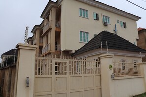 Front of property - Pearls Shortlet (Abuja)
