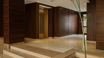 Chalet, 2 Bedrooms, Accessible, Smoking | Interior