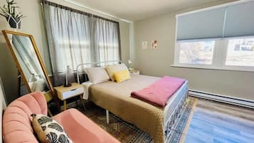 1 bedroom, desk, iron/ironing board, travel cot