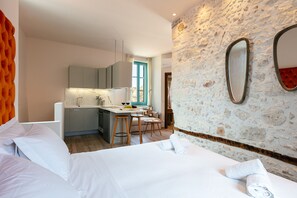 1 Schlafzimmer, Schreibtisch, Bügeleisen/Bügelbrett, WLAN