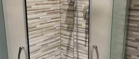 Comfort Room | Bathroom