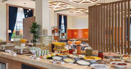 Ramada Encore By Wyndham Zomin