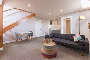 Living area - King Gallery 1 (Healesville)