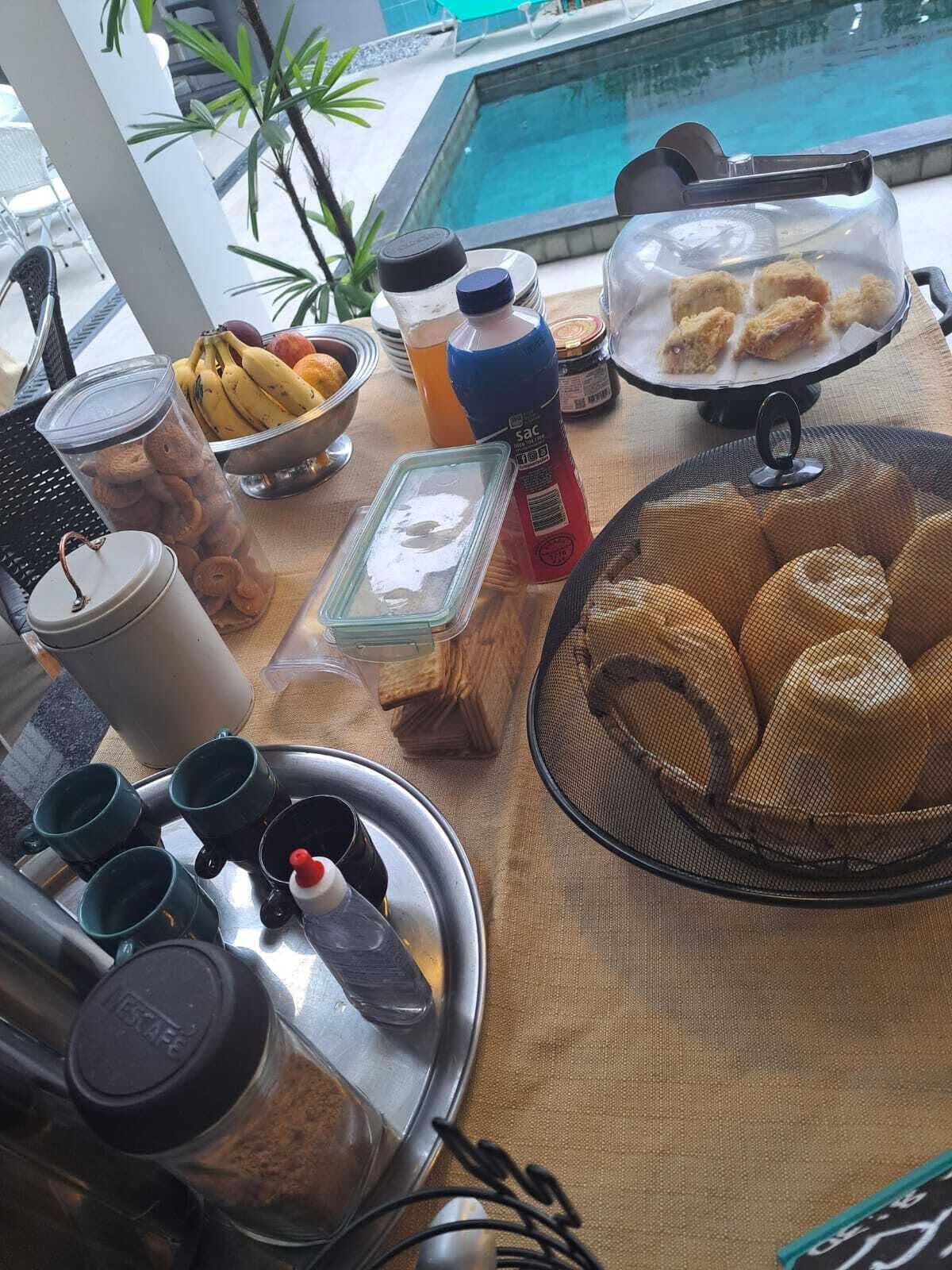 Desayuno a la carta gratuito y diario