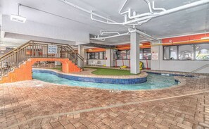 Piscine couverte