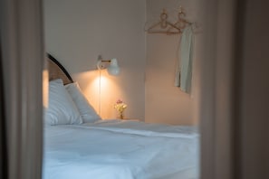Standard Double Room with Shared Bathroom