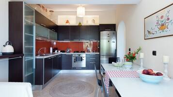 House, 2 Bedrooms, Sea View | Private kitchen | Fridge, oven, stovetop, coffee/tea maker