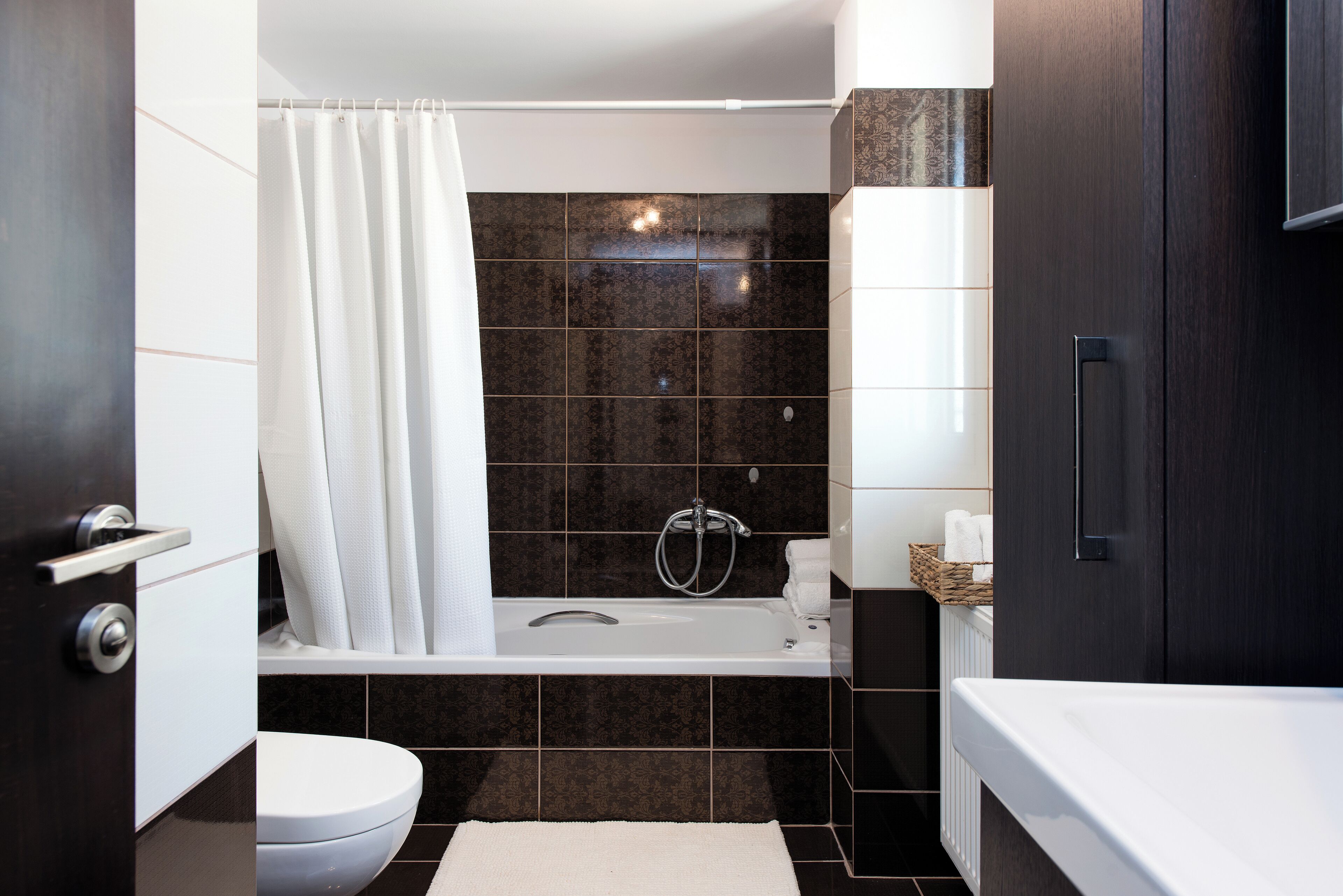 House, 2 Bedrooms, Sea View | Bathroom | Bathtub, hair dryer, towels
