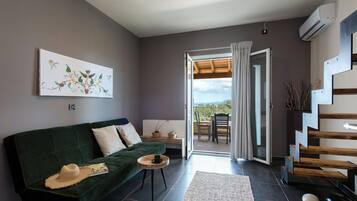 House, Sea View | Iron/ironing board, free WiFi, bed sheets