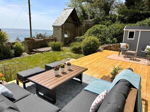 Outdoor dining - OceanBlue: The Hideaway (Ventnor)