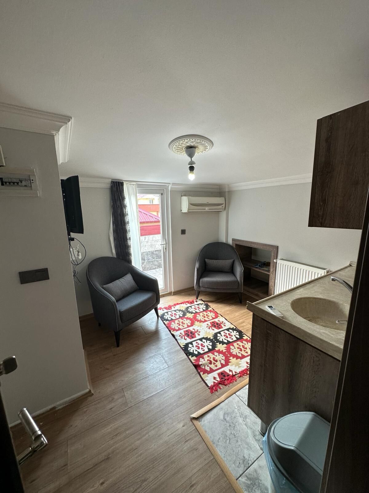 apartment, 1 double bed | living area | fireplace