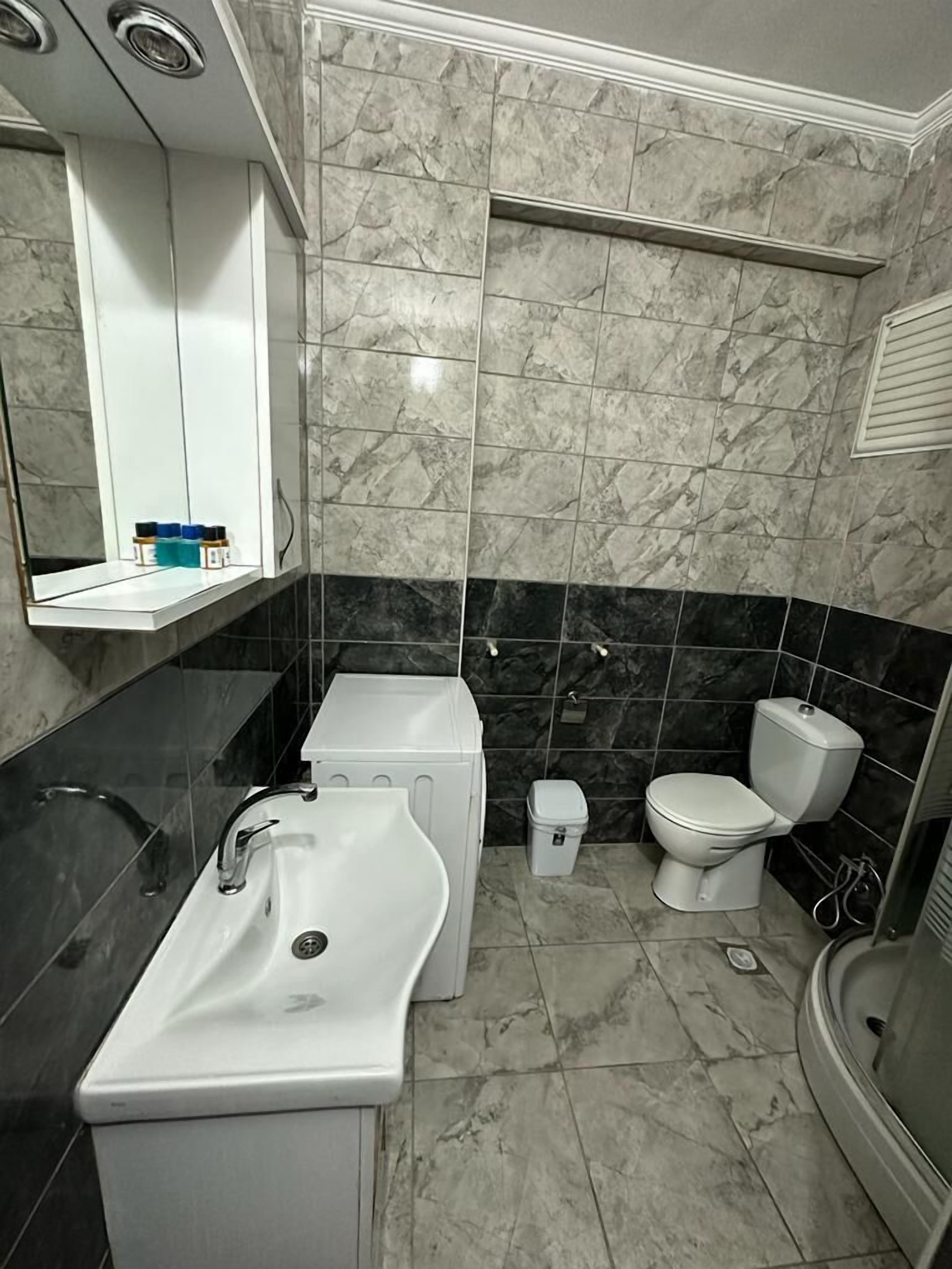 apartment, 1 bedroom | bathroom