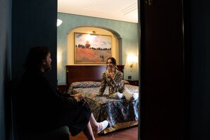 Superior Double Room | Minibar, desk, blackout drapes, soundproofing - Hotel Petite Fleur (Roccaraso)