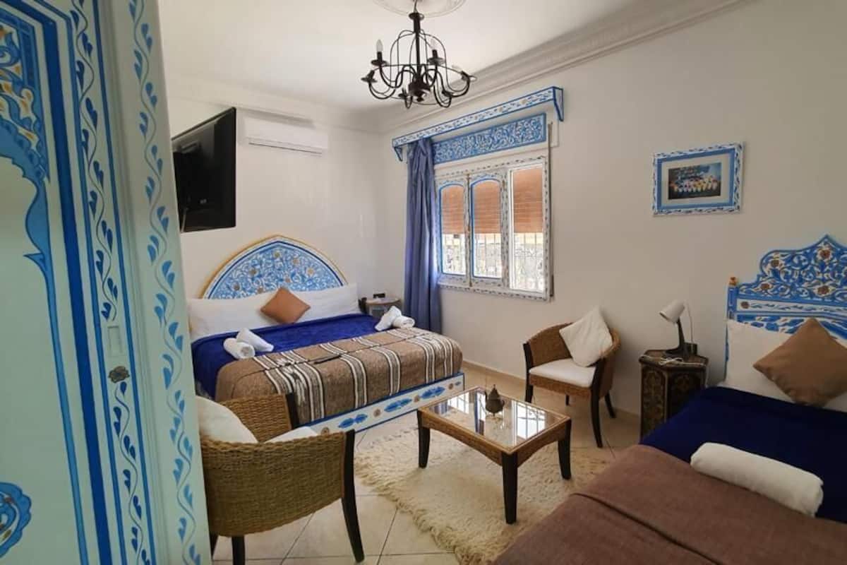 Comfort Studio, 1 Bedroom, Private Bathroom | Laptop workspace, free WiFi
