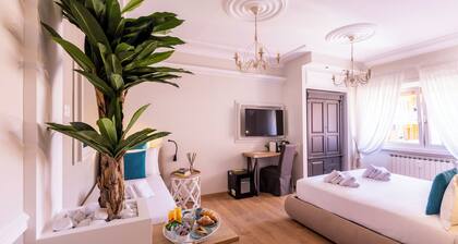 Trastevere Paper Suites