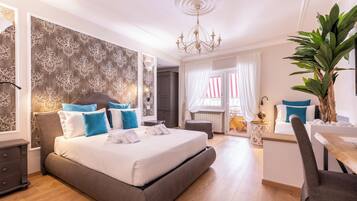 Deluxe Room | 1 bedroom, minibar, in-room safe, desk