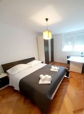 2 Schlafzimmer, WLAN