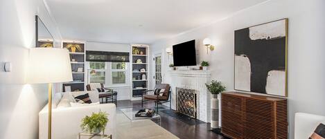 Smart TV, fireplace, video games, books