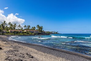 Beach - KKSR#6201 OCEAN VIEW, 2ND FLOOR, CORNER UNIT, INCREDIBLE UNIT! (Kailua Kona)