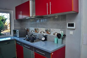 Quarto, 1 quarto, para fumantes, sacada | Cozinha privada