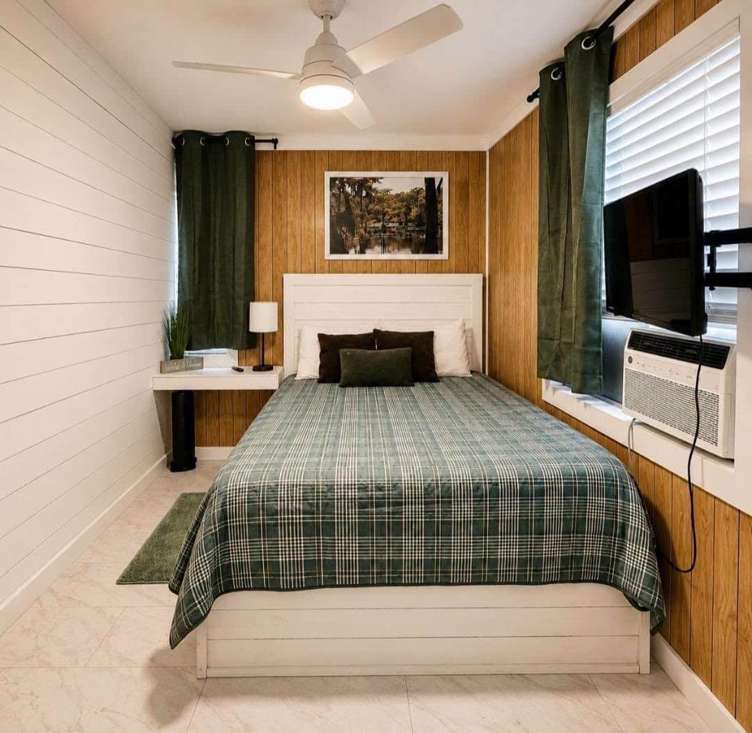 4 chambres, fer et planche à repasser, Wi-Fi gratuit, draps fournis
