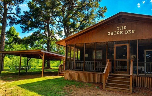 The Gator Den at Caddo Lake / Big Lake