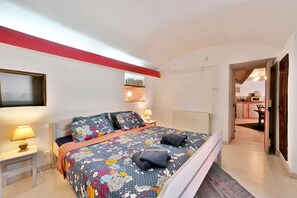 1 Schlafzimmer, Bügeleisen/Bügelbrett, kostenloses WLAN, Bettwäsche