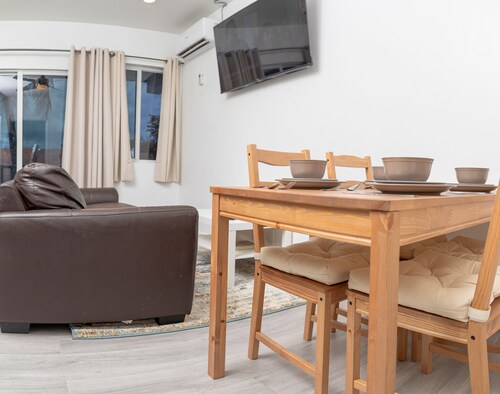 NEW! QueenBed-1SofaBed Apartment Near BahaMar! 🥂