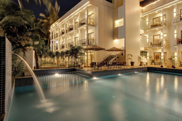 Outdoor pool - asar Upper House Morjim Beach by Orion Hotels (Morjim)