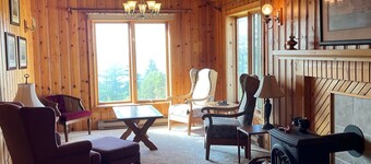 On the Edge of Fundy Private Cottage Getaway