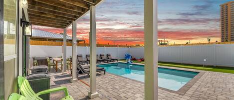 Outdoor pool, a heated pool