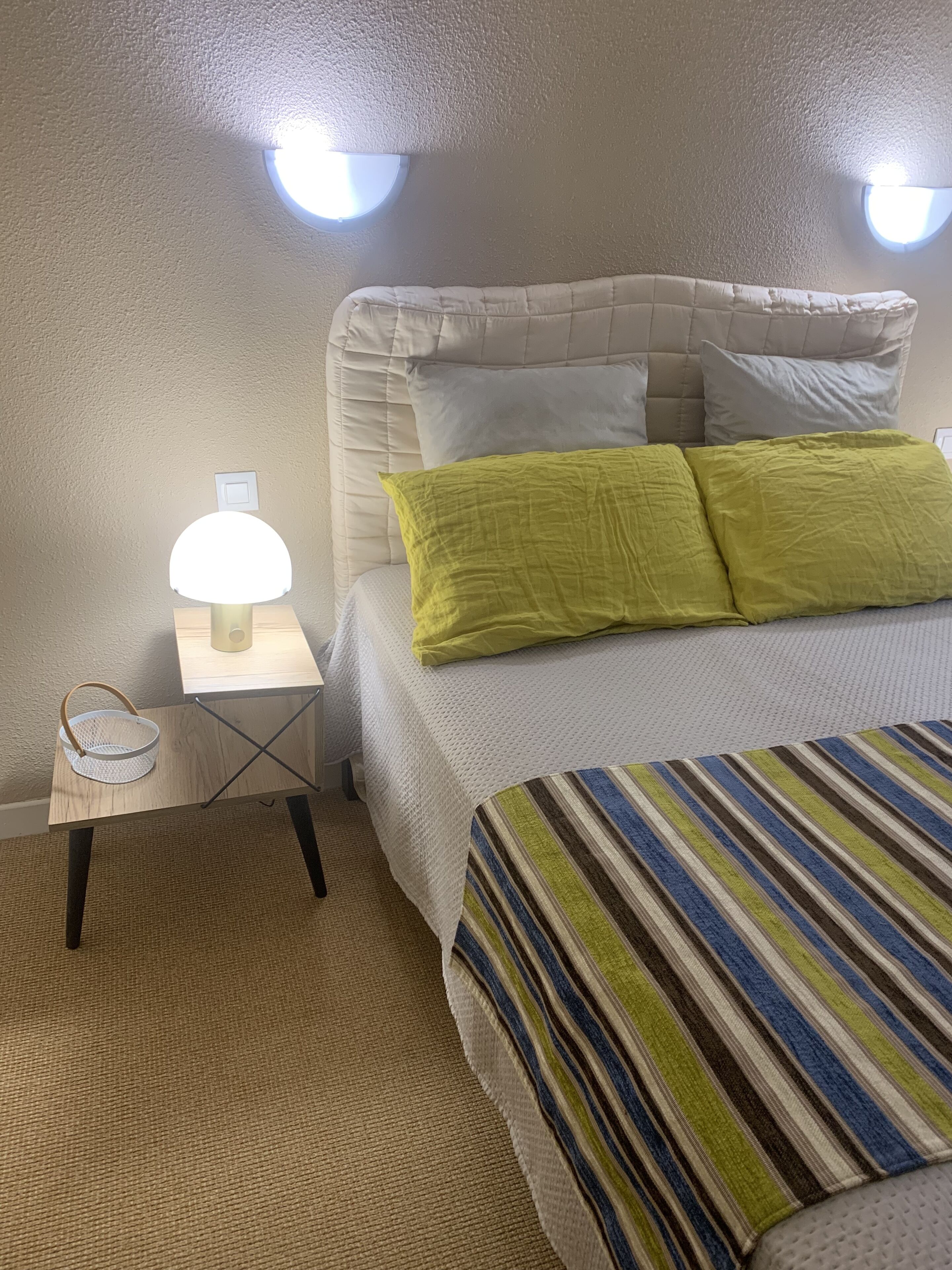 2 bedrooms, in-room safe, iron/ironing board, travel cot