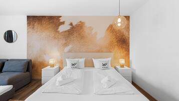 1 bedroom, desk, travel crib, free WiFi