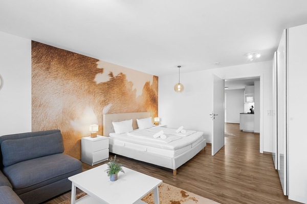 Super großes Schlafzimmer mit unheimlich viel Platz