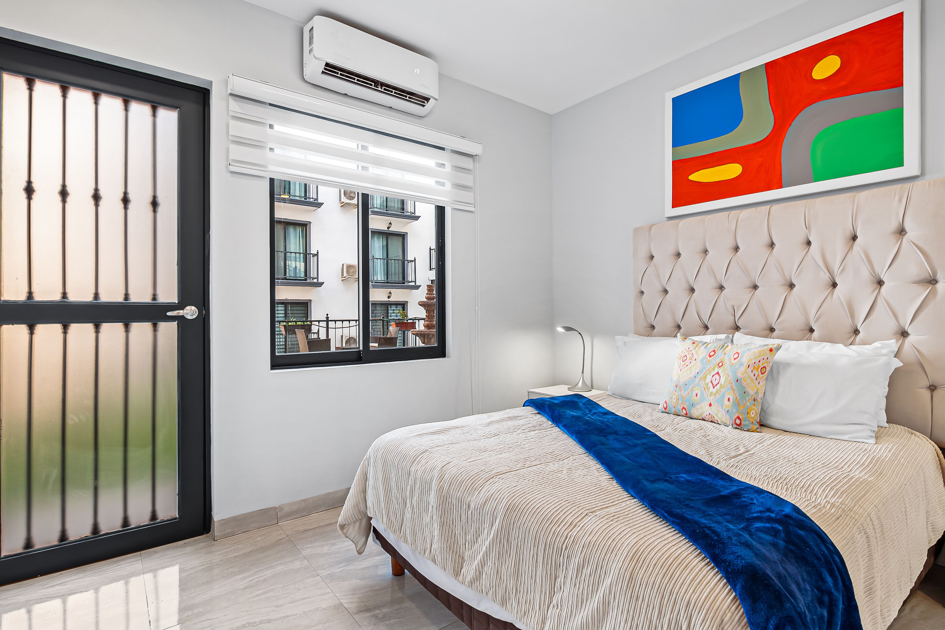 Strykejern/-brett og sengetøy