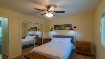 3 dormitoris, caixa forta a l'habitació i escriptori