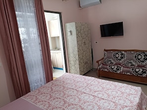 Apartment, 1 Bedroom, Balcony, Ocean View - Nice red Apartment in Plazh (Durrës)