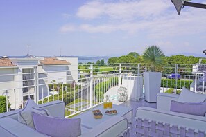 Apartment | 2 bedrooms - La Castellana C89 by Wonderful Italy (Sirmione)