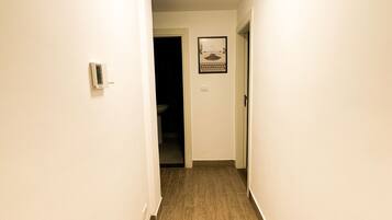 Apartamento, 1 quarto, terraço, vista para a cidade | Parte interna
