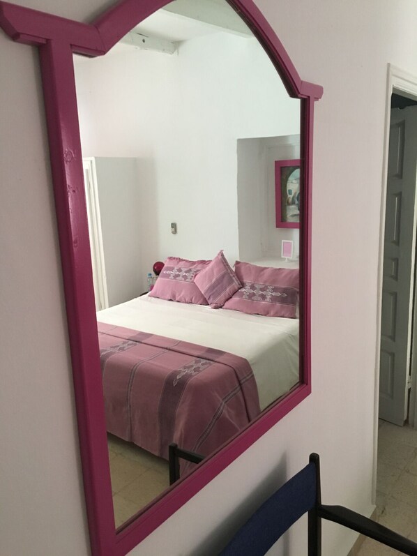 Comfort Double Room, 1 Queen Bed | Premium bedding, individually decorated, individually furnished - Dar Lola (Houmt Souk)
