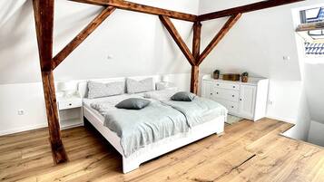 4 Schlafzimmer, Schreibtisch, WLAN, Bettwäsche